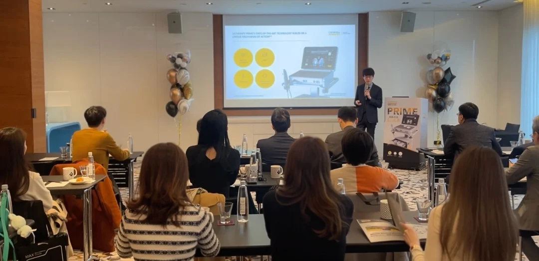 美國音波 曾繁聞醫師 凝境美學診所曾繁聞院長為美國音波原廠全球級醫學顧問 受原廠邀請 為台灣首批取得二代美國音波新機的醫師們進行培訓