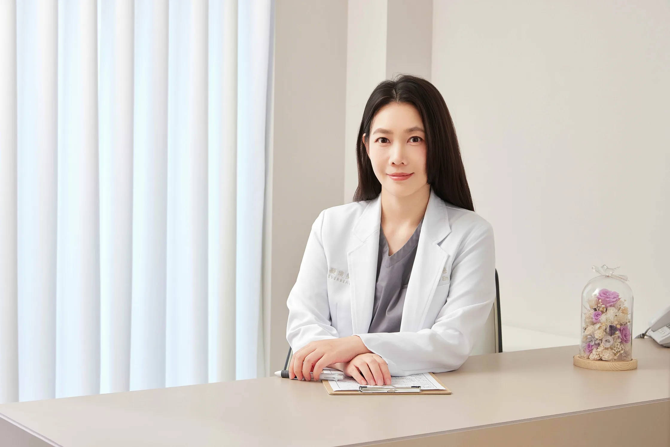 vogue taiwan 專訪 凝境美學診所 于曉恩醫師