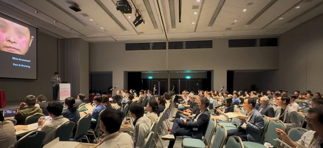 逆時針 - 皮膚科醫學會年會演講 逆時針Profhilo原廠邀請，為台灣皮膚專科醫師們分享逆時針的成份特性、作用原理、臨床效果